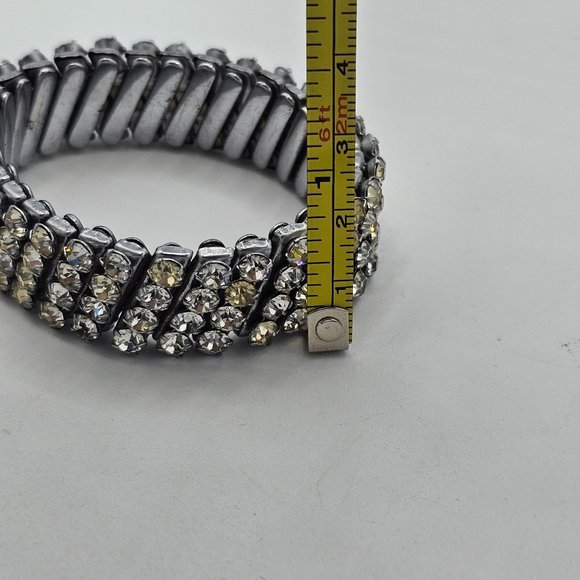 Signed Japan Rhinestone Stretch Expansion Bracelet Vintage - Picture 5 of 5